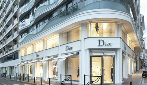 the dior fashion house|current designer for christian dior.